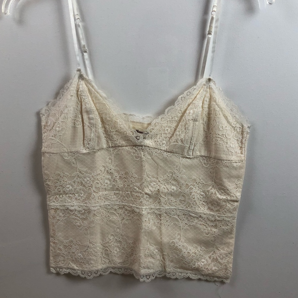 Cream lace Abercrombie and Fitch top